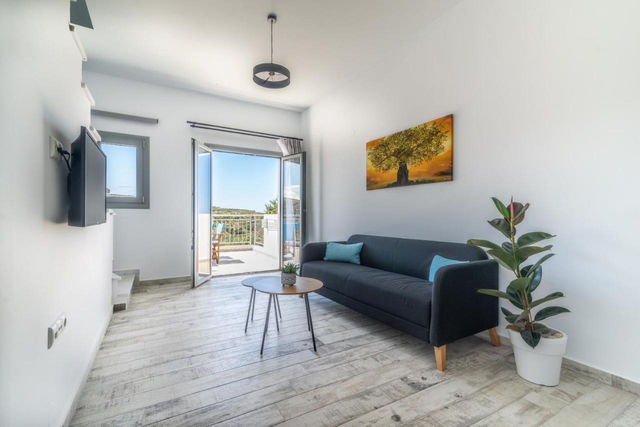 Magriplis Hill Apts Gouvai Exteriör bild
